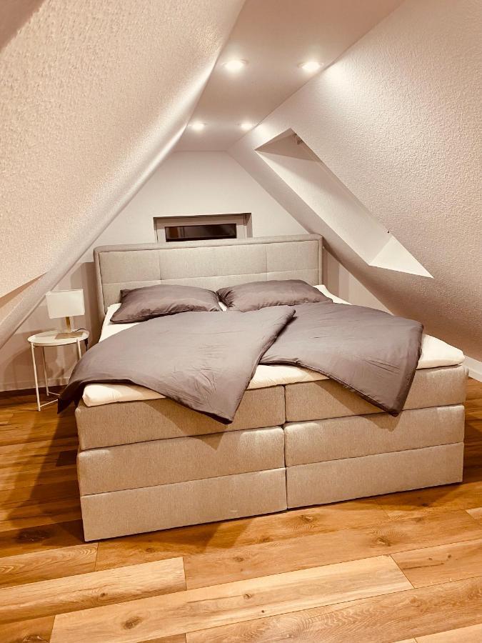 Home Again Studios Rutesheim Εξωτερικό φωτογραφία