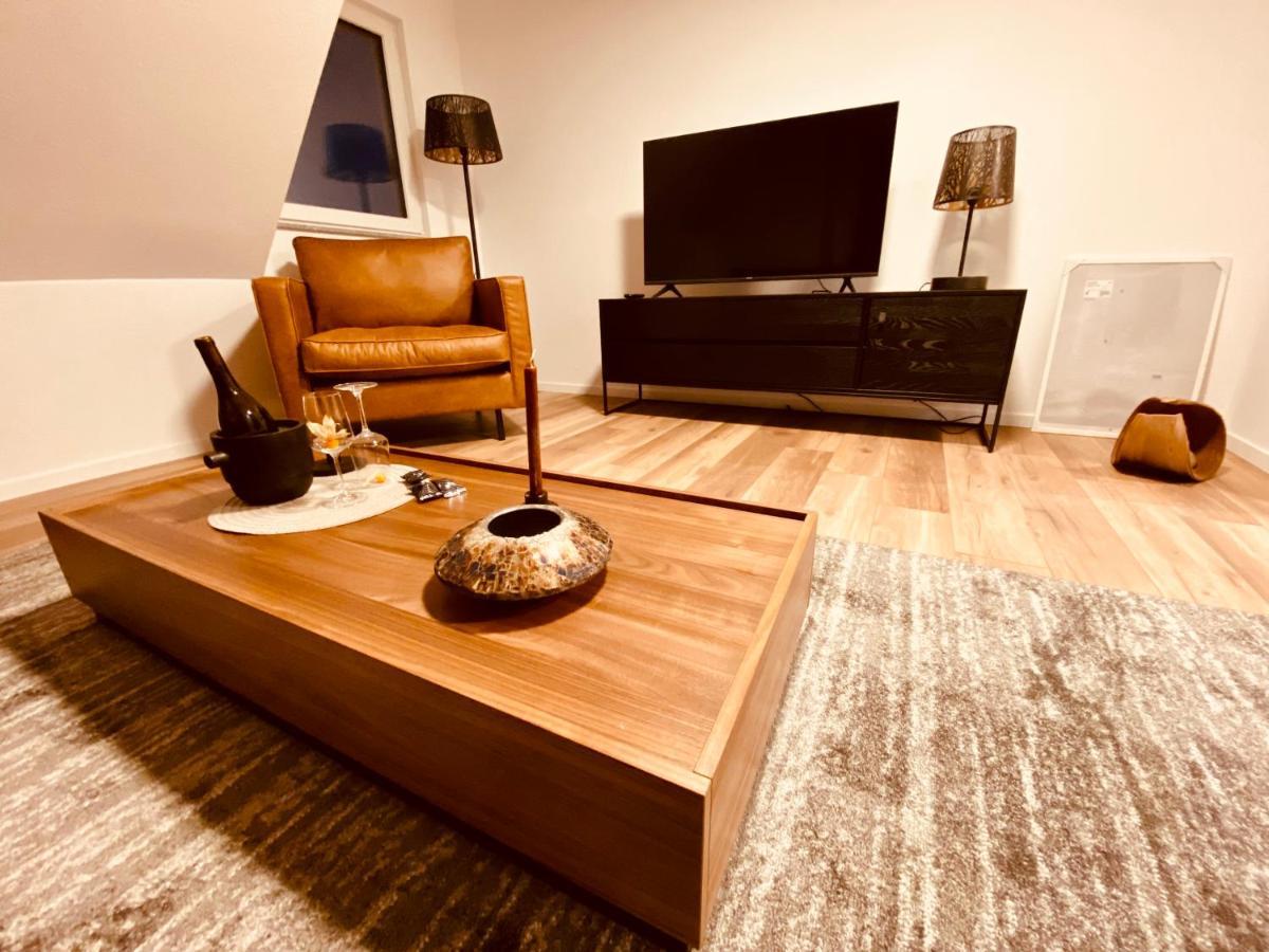 Home Again Studios Rutesheim Εξωτερικό φωτογραφία